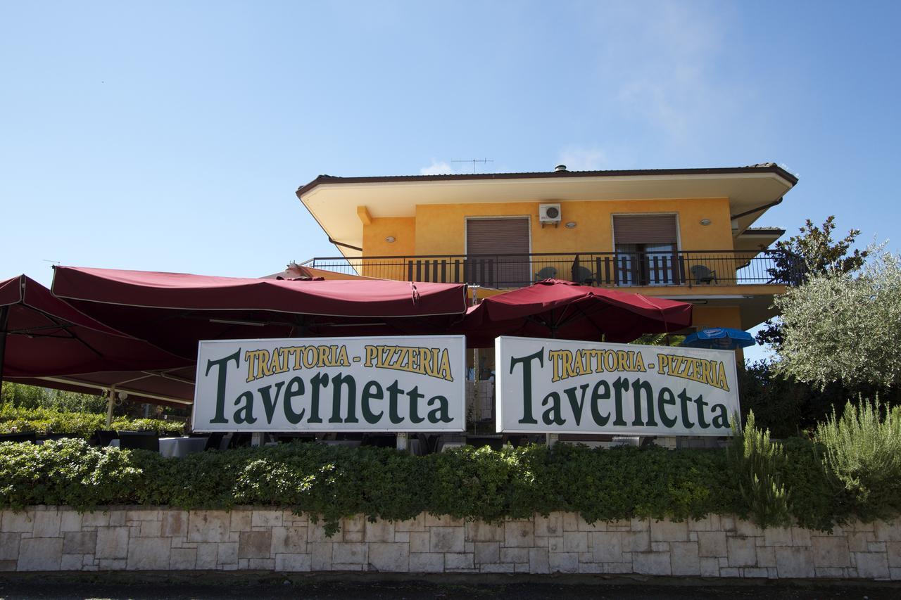 كاستلْنْيوفو ديل غارد Albergo Tavernetta المظهر الخارجي الصورة